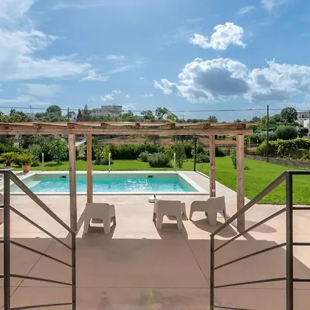 Silenzio Con Piscina Riscaldata A Villa