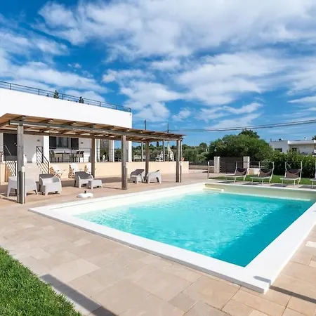 Villa Silenzio Con Piscina Riscaldata A