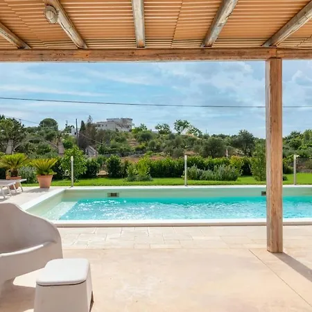 Silenzio Con Piscina Riscaldata A Villa Ostuni