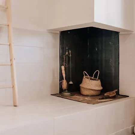 Silenzio Con Piscina Riscaldata A Willa