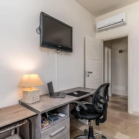 Silenzio Con Piscina Riscaldata A