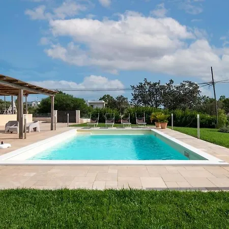 Willa Silenzio Con Piscina Riscaldata A Ostuni