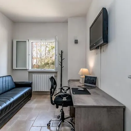 Silenzio Con Piscina Riscaldata A ヴィラ オストゥーニ